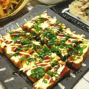 ホットプレートで厚揚げ、たこ焼き風